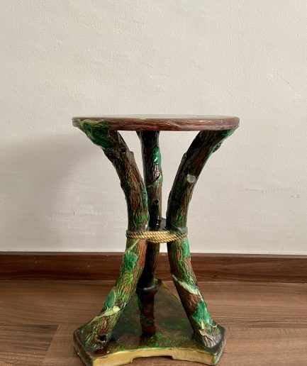 GEORGE JONES MAJOLICA WATER LILY GARDEN SEAT England, circa 1870