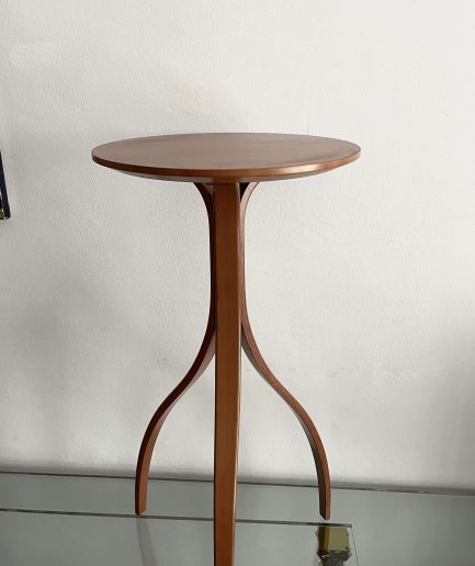 Fina y elegantísima mesita - velador diseño Thomas Stender para Sigma años 80 . Mesa auxiliar modelo Módulus, Thomas Stender para Sigma ,side table.